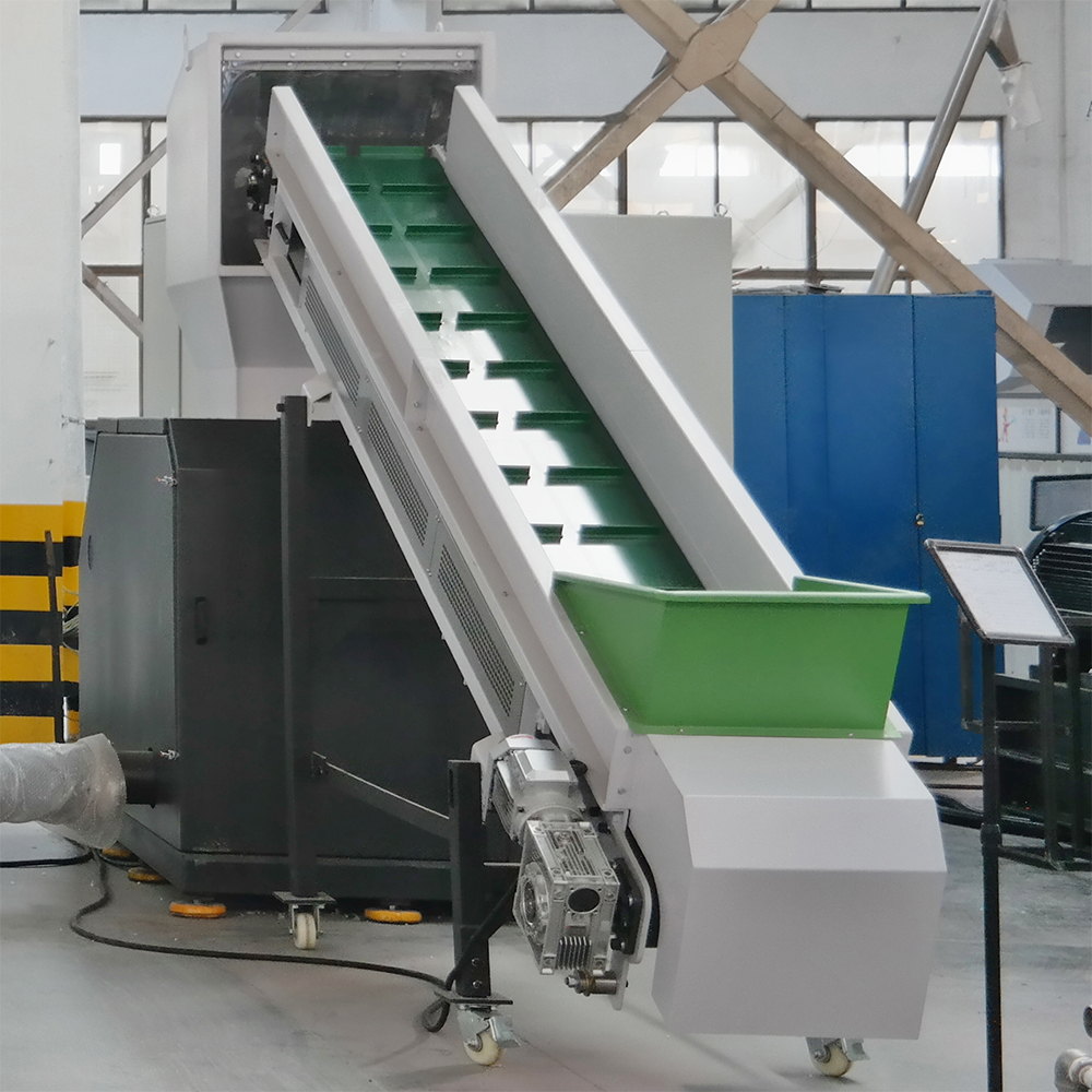 GE Series Plastic Recycling Crusher Machine For Extrusion Lump Barrel Drum Pipe Waste Management 